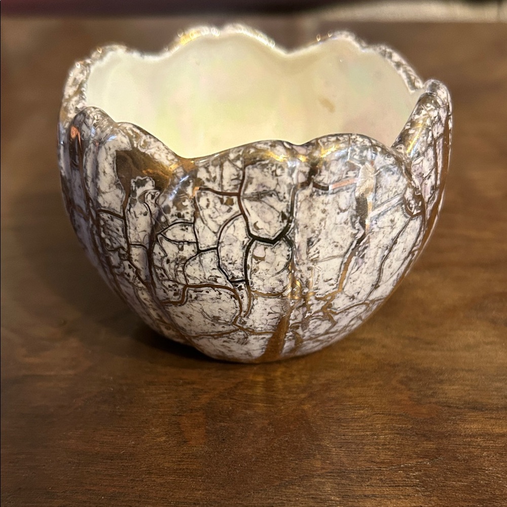 Artistic Gold and White Ceramic Bowl, vintage.